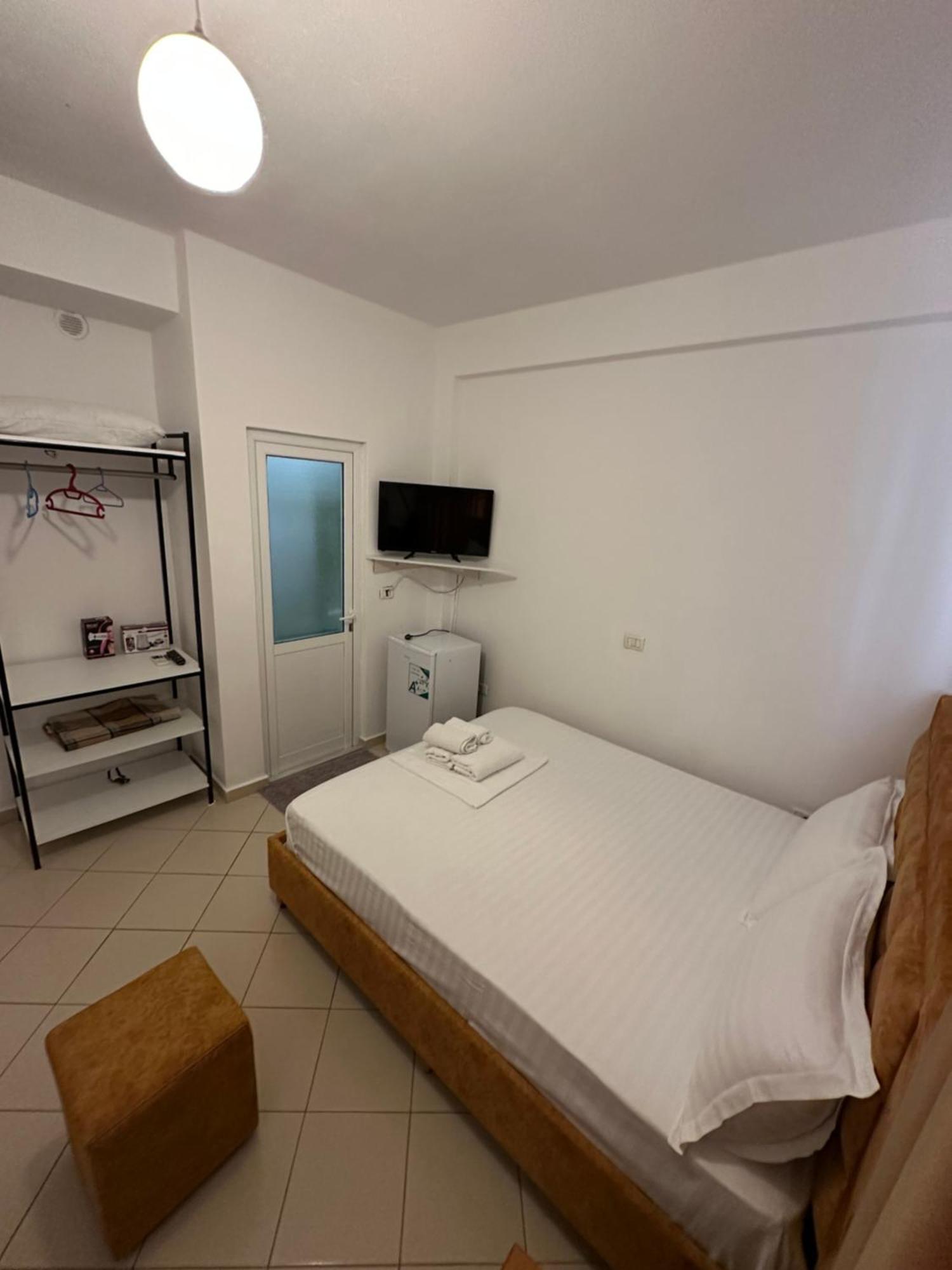 סרנדה Lengu Holidays Houses חדר תמונה